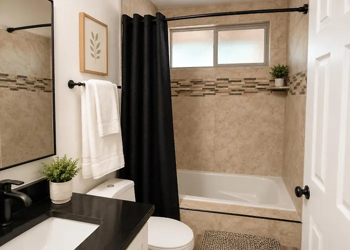 Lux Mins 2 Honor Health & Mayo Clinic Oldtown Holiday home *